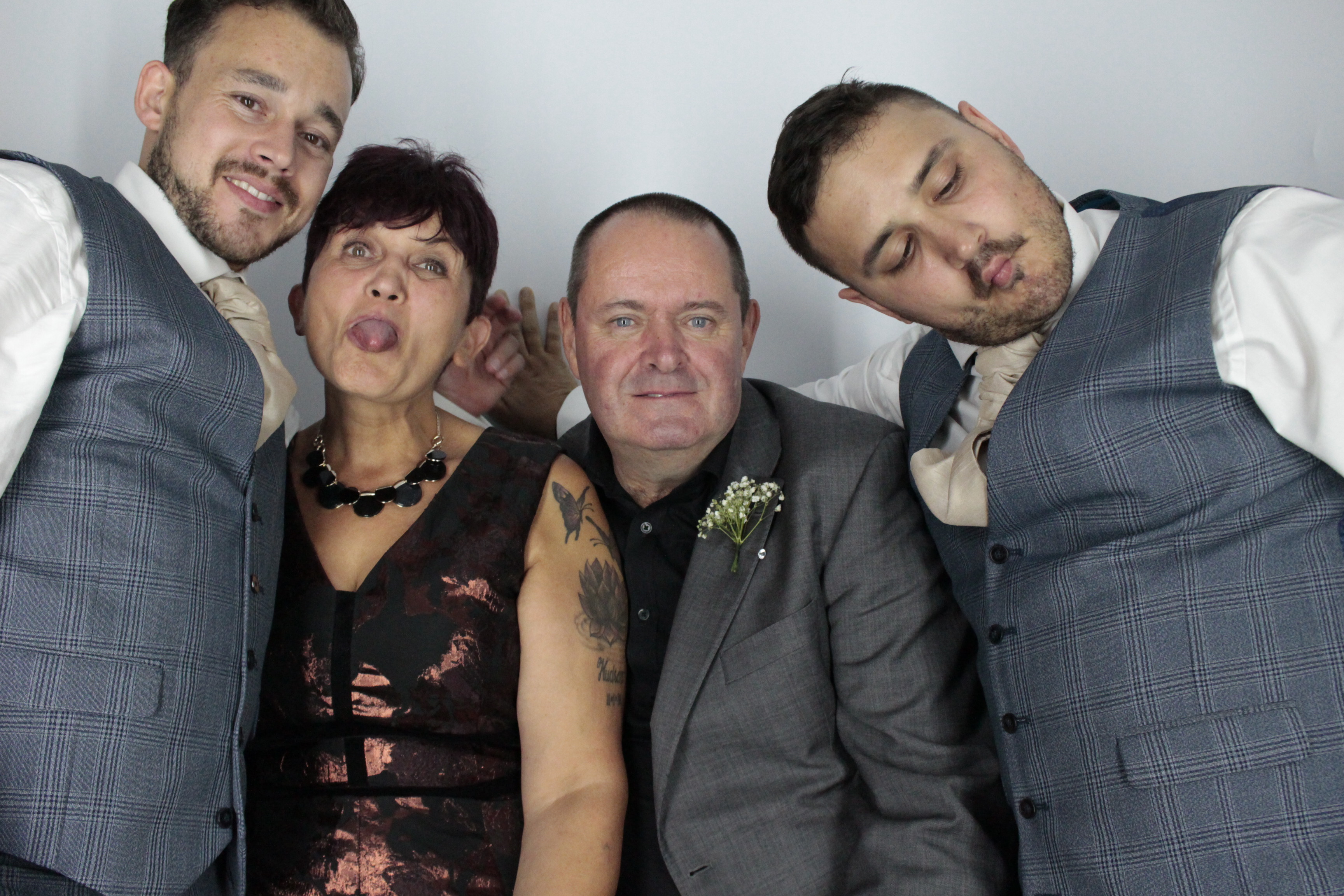 Emma & Karl's Wedding | View more photos from the event at gallery.myphotoboothexperience.co.uk/u/MyPhotoBoothExperienceLtd/Emma-Karls-Wedding